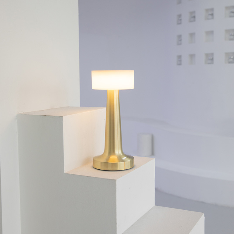 Lámpara de mesa retro de metal con forma de mancuerna – luz táctil USB recargable para dormitorio