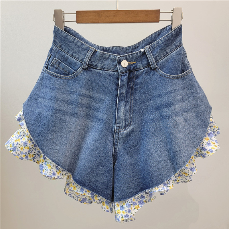 Pantalones Cortos de Mezclilla Anchos de Mezclilla con Empalme de Encaje y Lavado Desgastado