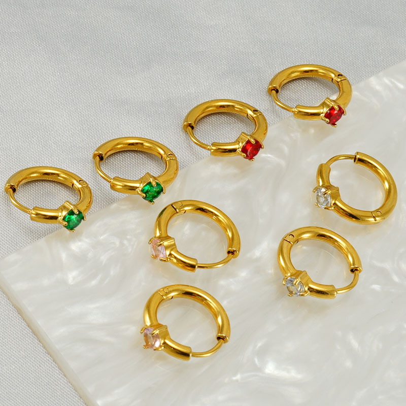 Europeo y americano INS estilo neto rojo mismo estilo pendientes de acero inoxidable hembra 18K oro plateado oreja hebilla incrustaciones color ZIRCON hembra