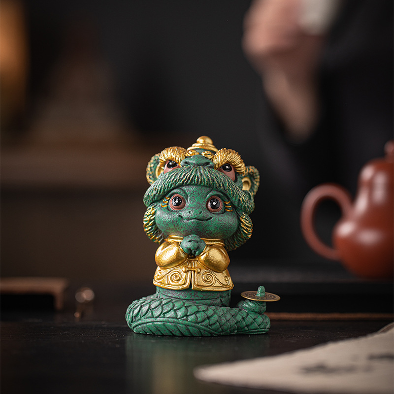 国潮彩金灵蛇生肖蛇年拜年蛇吉祥物特色家居办公室桌面装饰品摆件