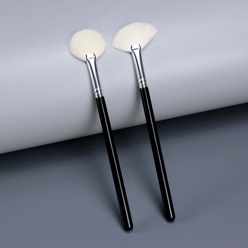 Lana en forma de abanico resaltar brillo cepillo cabeza redonda se ruboriza cepillo reparación cepillo animal pelo único Cepillo de maquillaje facial