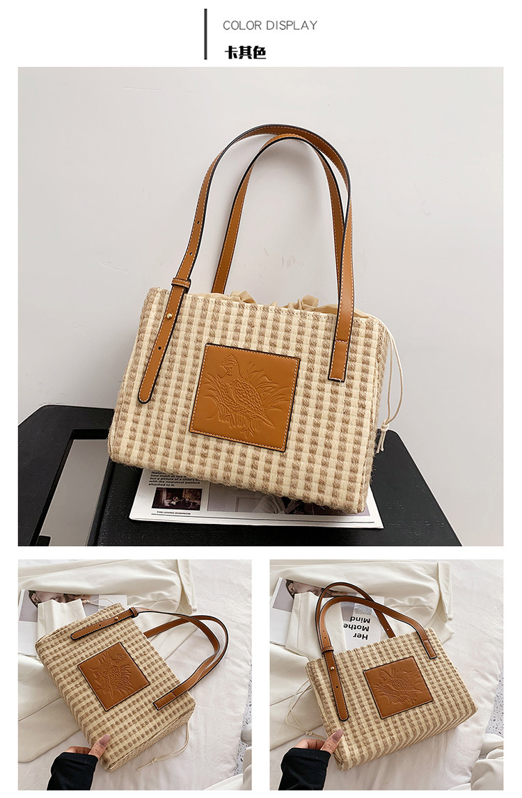 Simple Stripe Commuter Tote Bag display picture 9