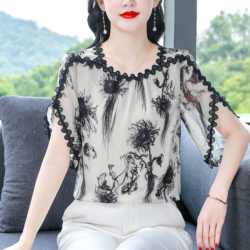 Elegant Printed Women's 2024 Shirt Summer New Short-sleeved Top Lace Stitching Fashion All-match Floral Chiffon Shirt Elegant Printed Women's 2024 Shirt Summer New Short-sleeved Top Lace Stitching Fashion All-match Floral Chiffon Shirt