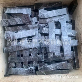 吊钩、抓钩;瑜伽辅助用品;起重链条