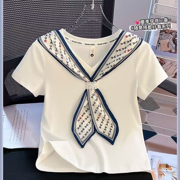 Plus Size High-End Short-Sleeved T-Shirt for Women Summer 2025 New Fat mm Loose Slimming Look Design Versatile Right Shoulder Top