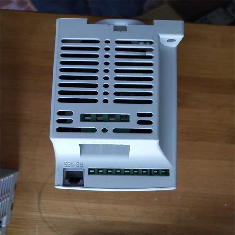 台达变频器VFD004L21A 400瓦变频器 230V原装现货议价为准