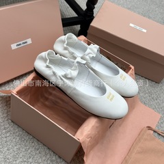 2025 新しいソフトレザープリーツバレエダンスシューズ女性のニッチ多用途ラウンドトゥメリージェーンフラットレザーシューズ