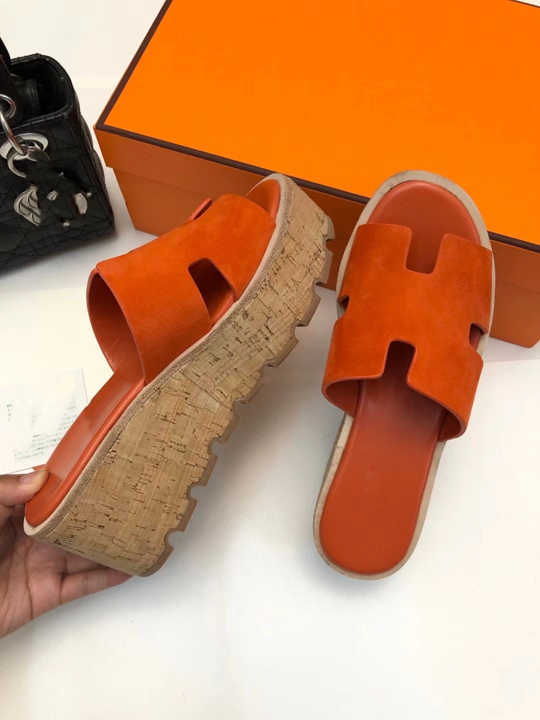 2024H Mujer con zapatillas fuera de casa. Sandalias de agua de talón alto con diseño de boca de pescado transfronterizo de estilo romano