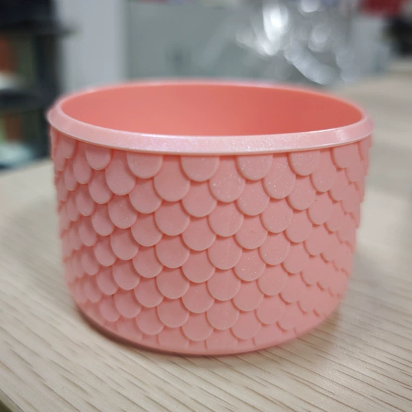 Chameleon-coral red (fish scale pattern)