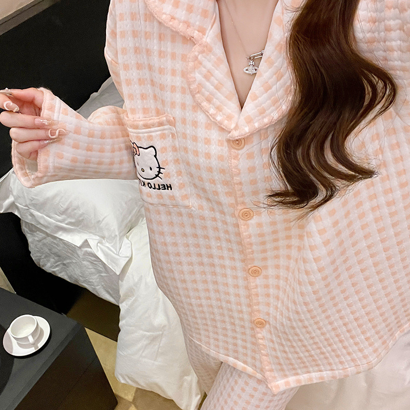 かわいいクレヨンしんちゃん空気綿のパジャマ