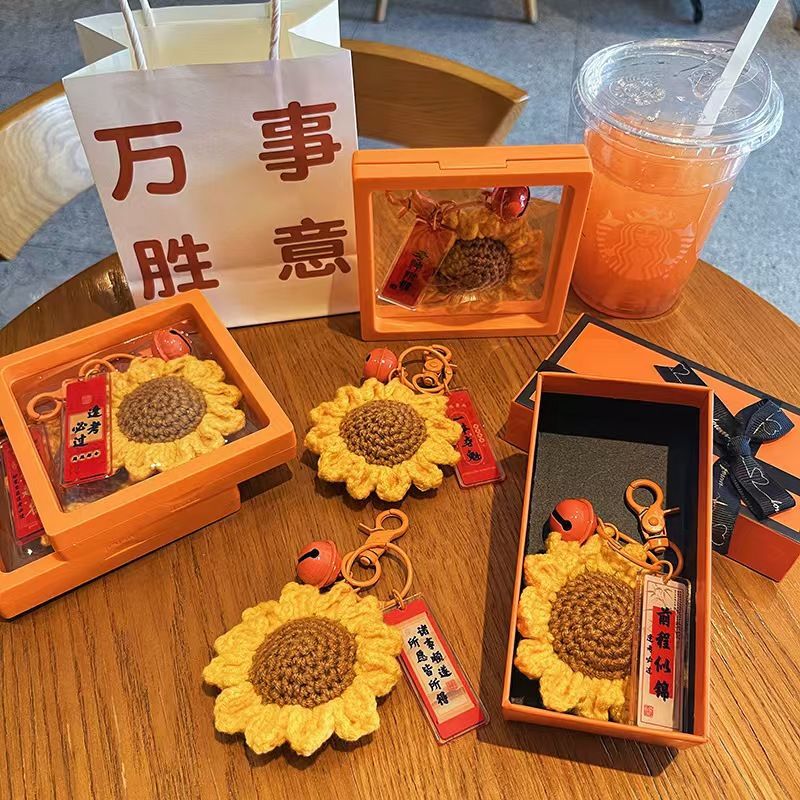 クリエイティブな高校受験と大学受験のインスピレーションを与える小さなギフト卸売、キーホルダー、学生用ランドセルペンダント、卒業ギフト|undefined