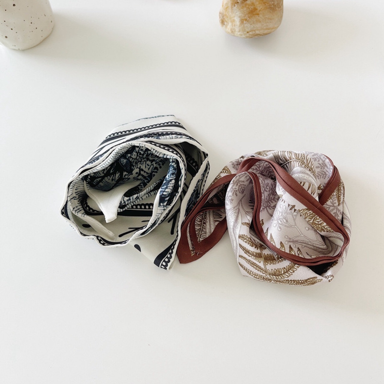 Retro Silk Scarf Bowknot Hairband display picture 10