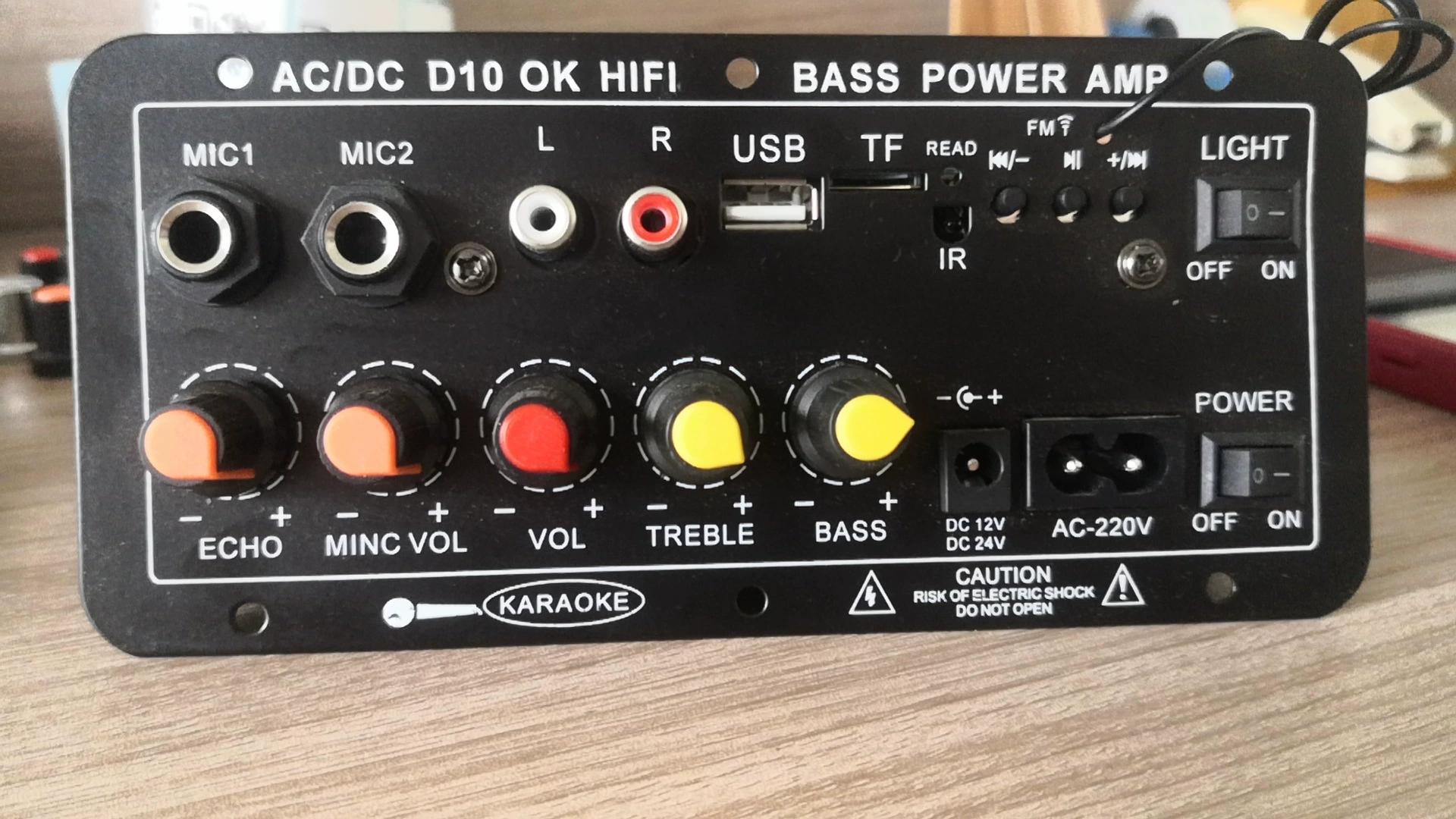 Внешняя торговля DIYD10 Bluetooth аудио Панель панели Carah HiFi стерео 100Вт мощности басовая плата