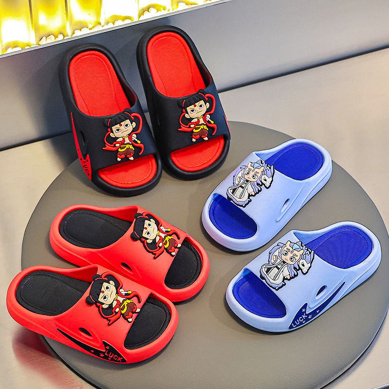 Nezha zapatillas infantiles de verano para niños baño interior antideslizante para niños zapatillas frías para el hogar