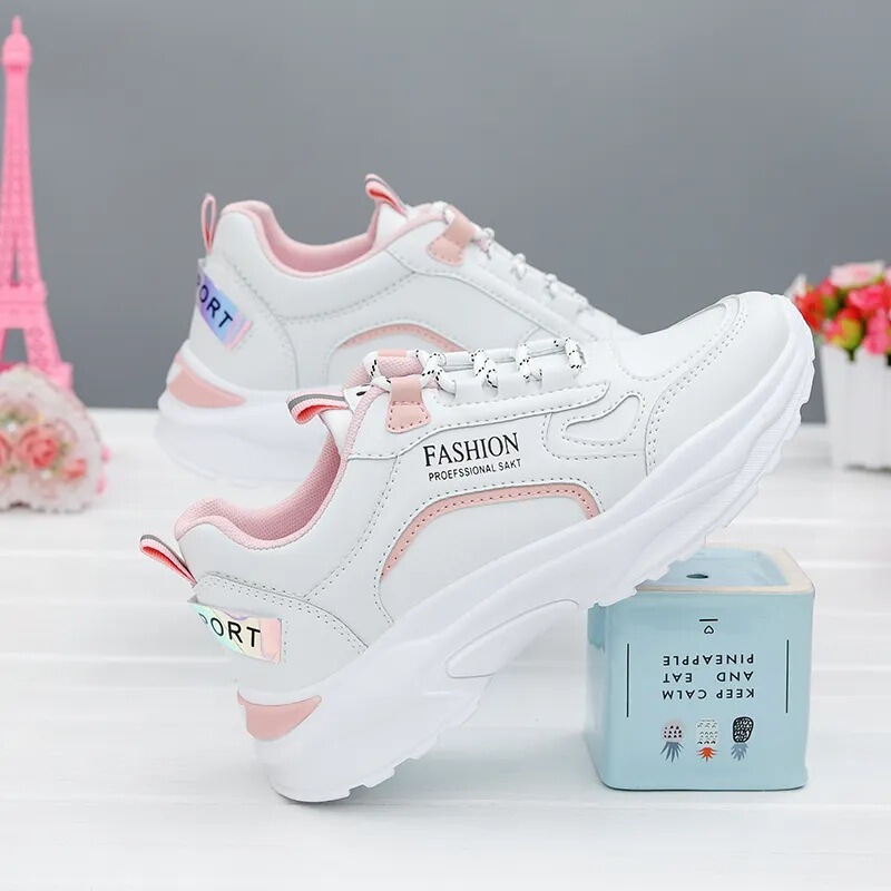 Leather Sports Shoes for Women 2026 Spring Style Breathable Sports Shoes for Women Casual Shoes Versatile Thick-Soled Dad Shoes for Women