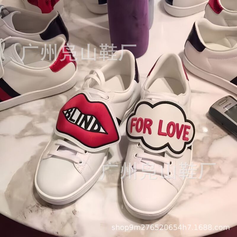 G's Little Bee White Shoes 2025 Men's and Women's Couple Love Flat Couple Style Casual Classic Retro Sneakers