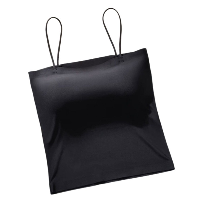 ストラップのアイスベストの固定カップの中に、跡のない上に胸パッド付きの下着を着ています。