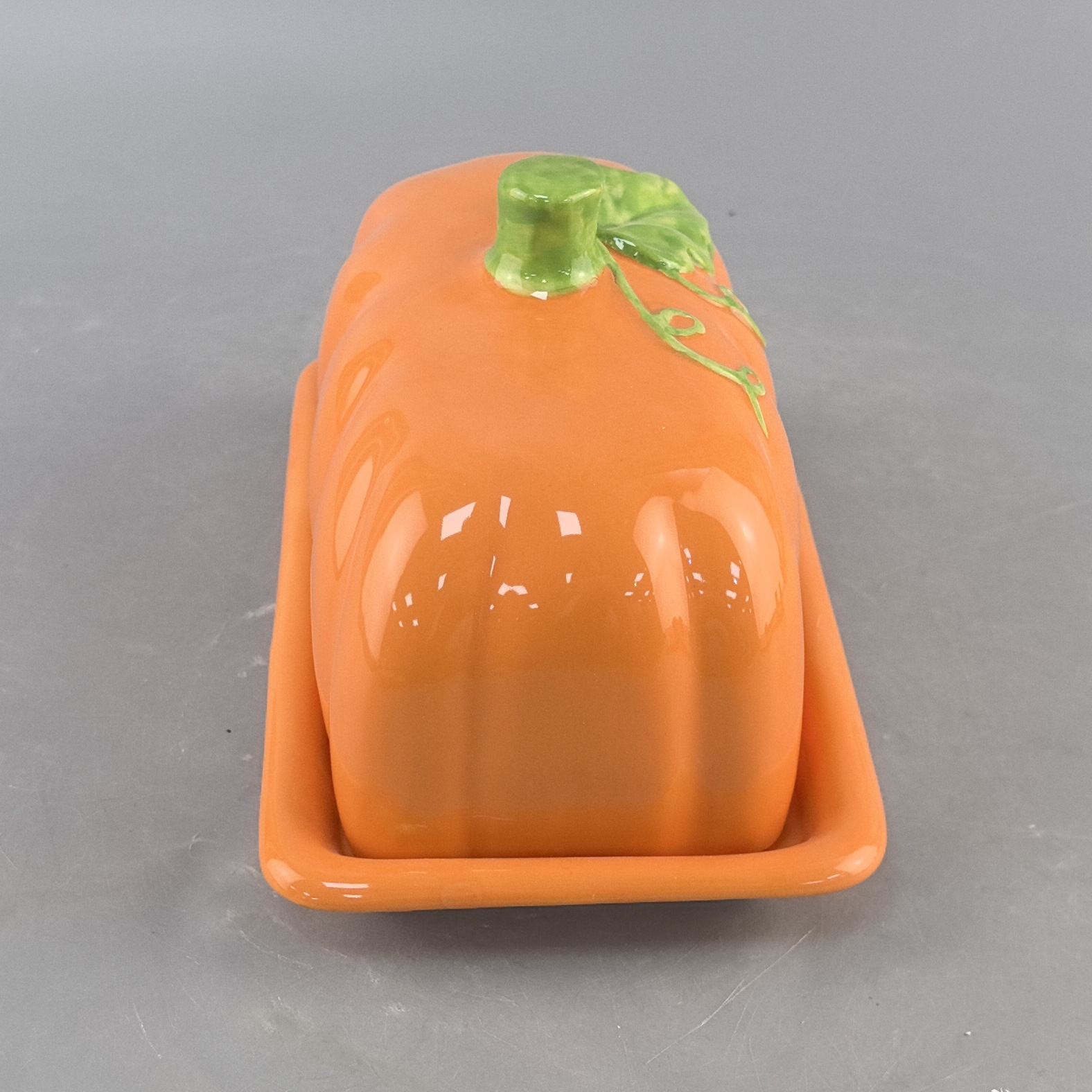 Creatividad transfronteriza de Halloween cerámica calabaza forma caja de pan cerámica artesanía pan pastel dulces platos de frutas