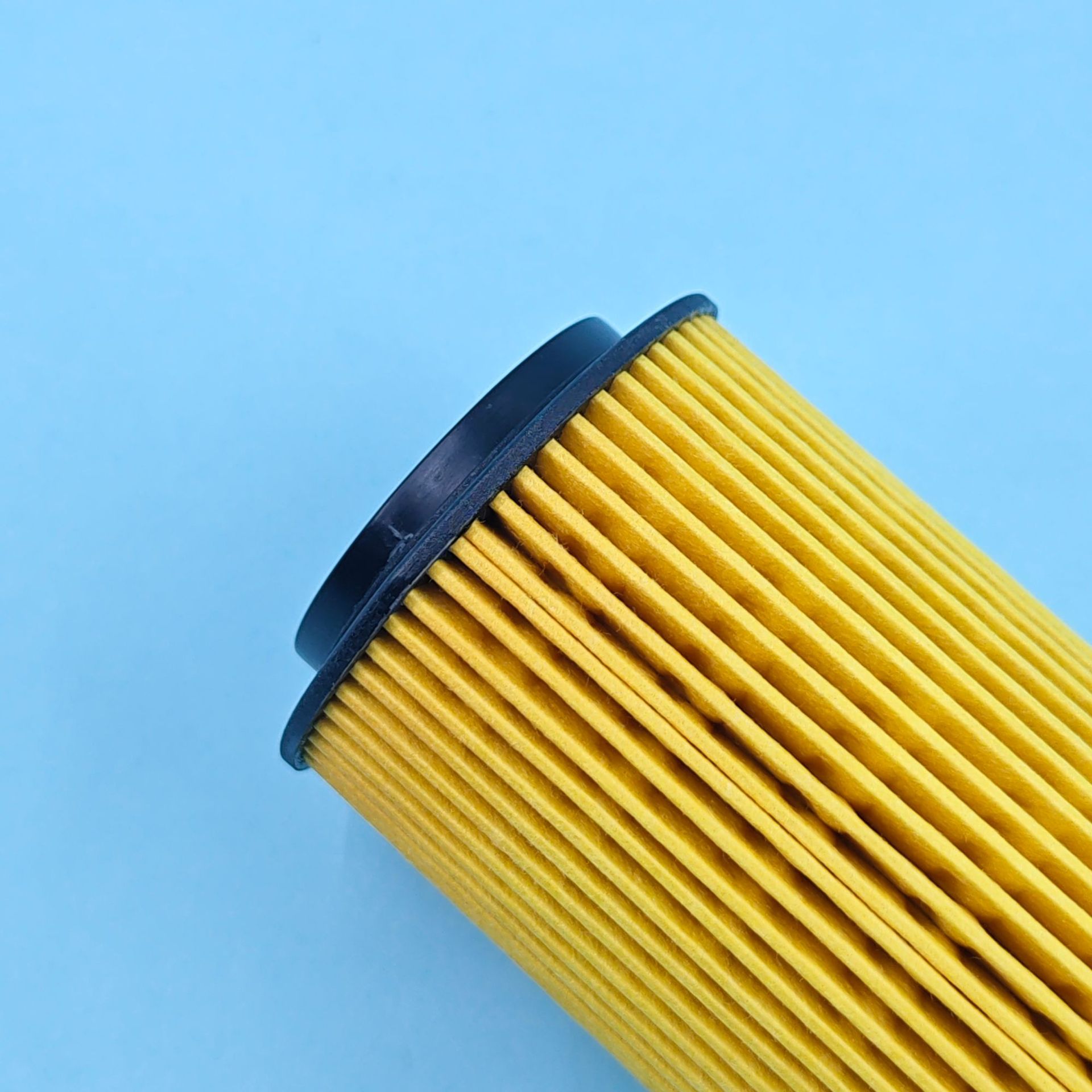 Suitable for Mercedes-Benz Viano Vito Oil Filter Element Grids Machine Filter A6511800109A Grade