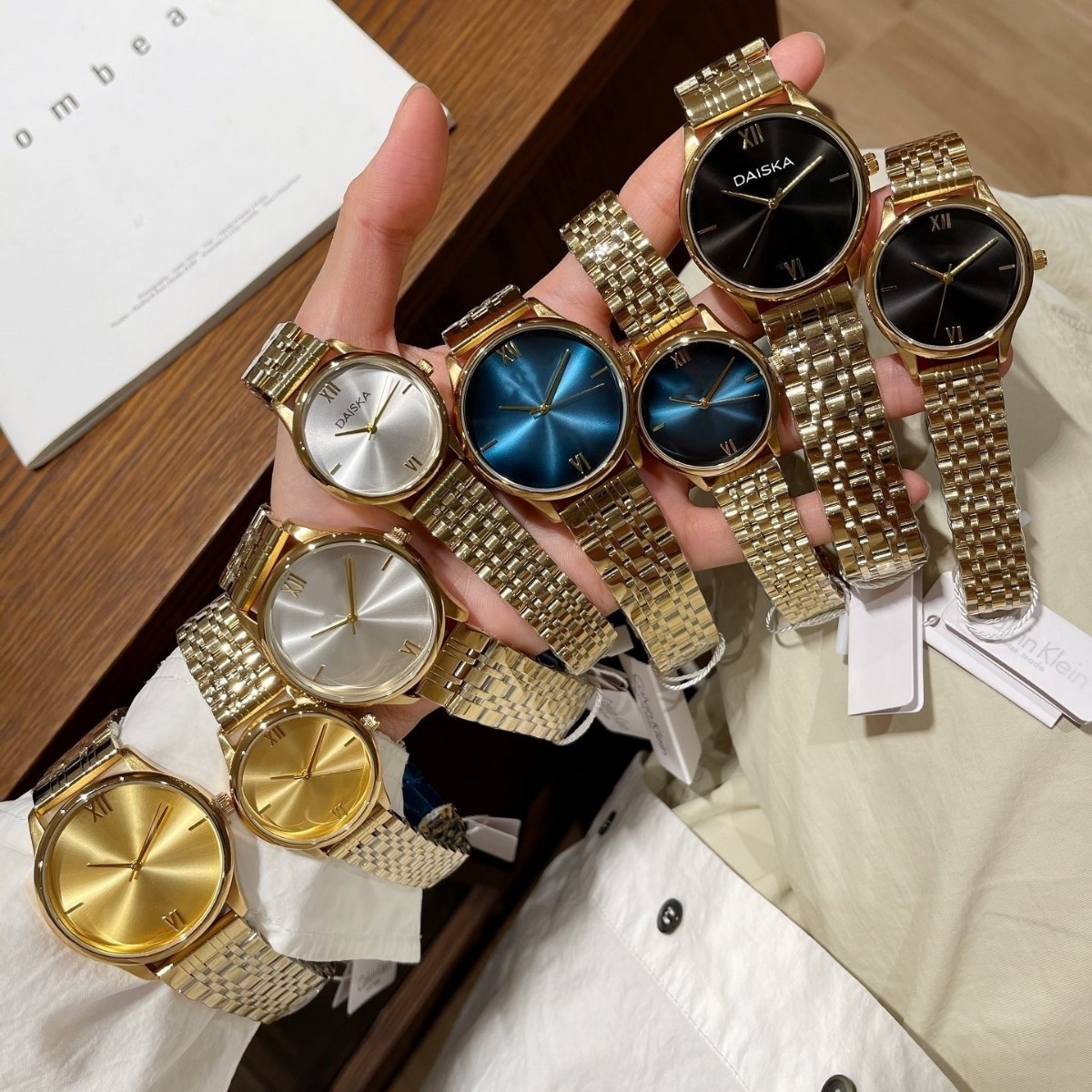 Light Luxury and Elegant All-Gold Quartz Watch Couple Watch Fashionable Temperament Waterproof Men's and Women's Trendy Daisika Watch