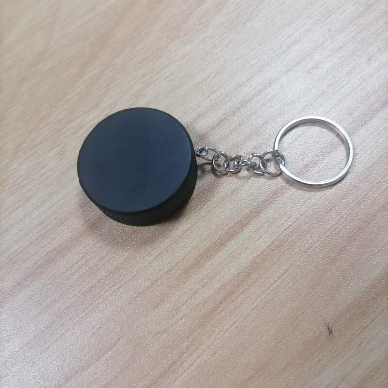 Popular in Europe and America, small hockey keychain pendants are available as promotional gifts and can be printed with various logos Popular in Europe and America, small hockey keychain pendants are available as promotional gifts and can be printed with various logos