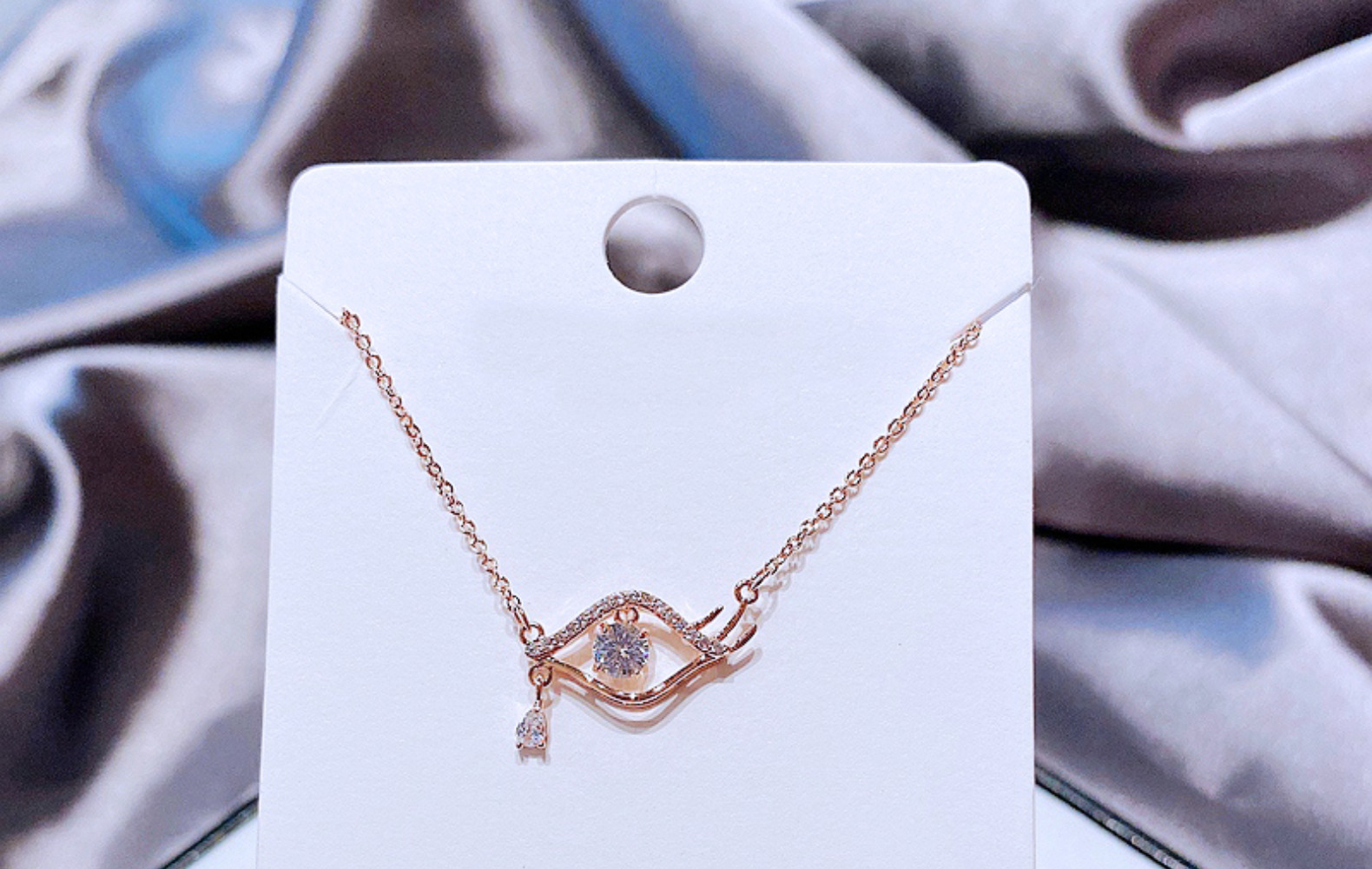 High-Grade INS Cool Style Fashion Zircon Tears Eye Clavicle Chain Graceful Personality Necklace for 