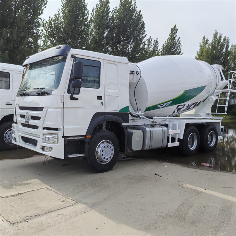 出口12立方混凝土搅拌车 非洲 中亚10立方豪沃国三二手搅拌车