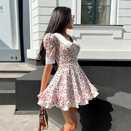 时尚休闲套装;毛衣;连衣裙