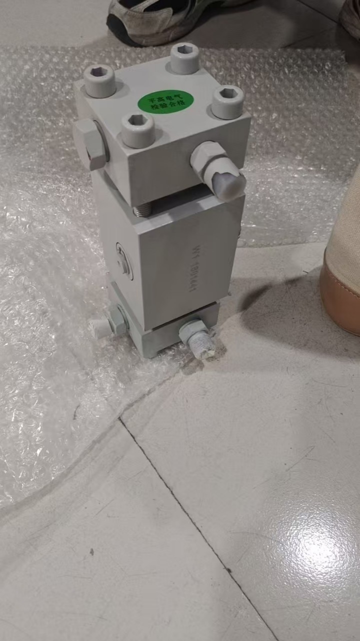 平高信号缸，LW6-220开关信号缸，