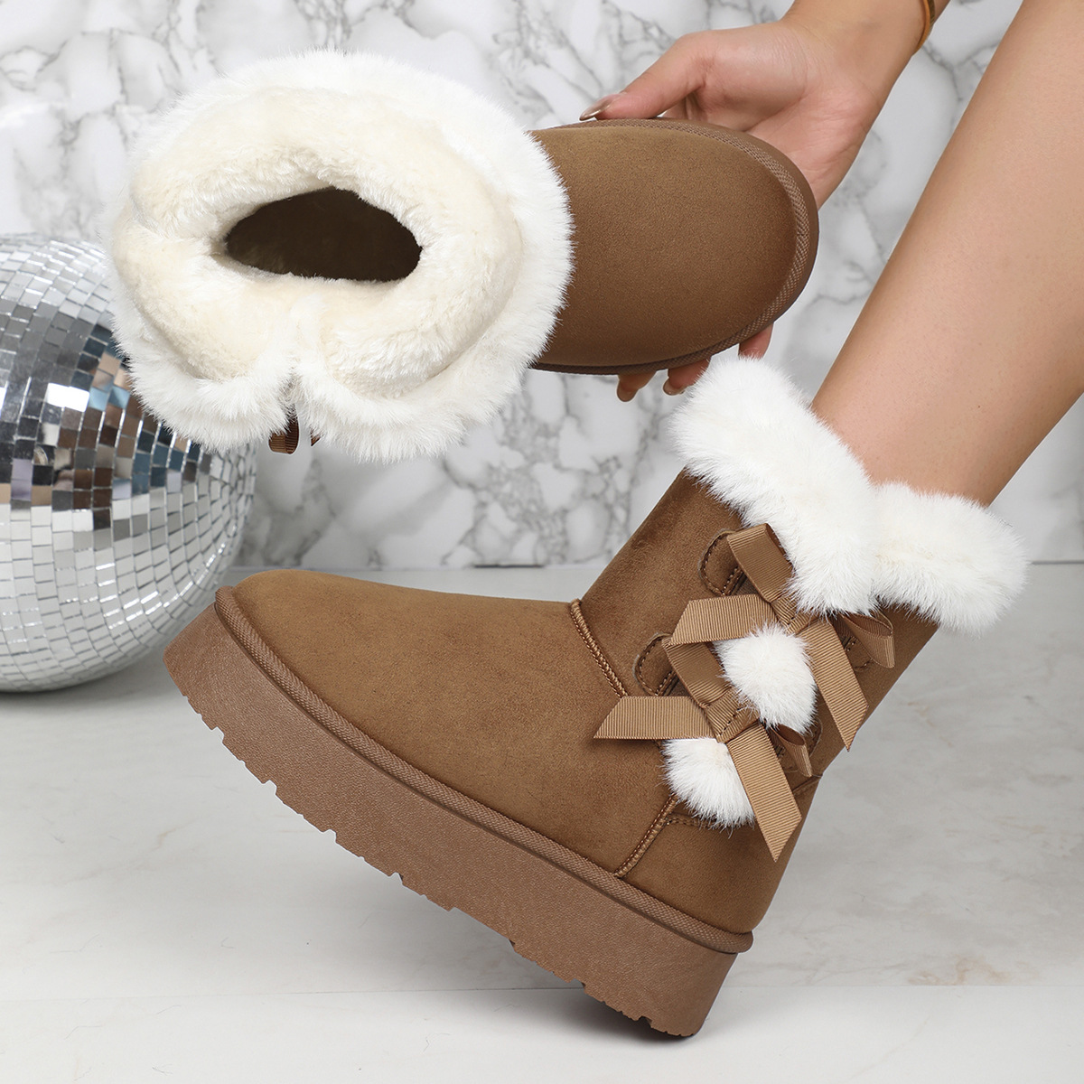 New women's s warm and fluffy casual bow_voghion.com