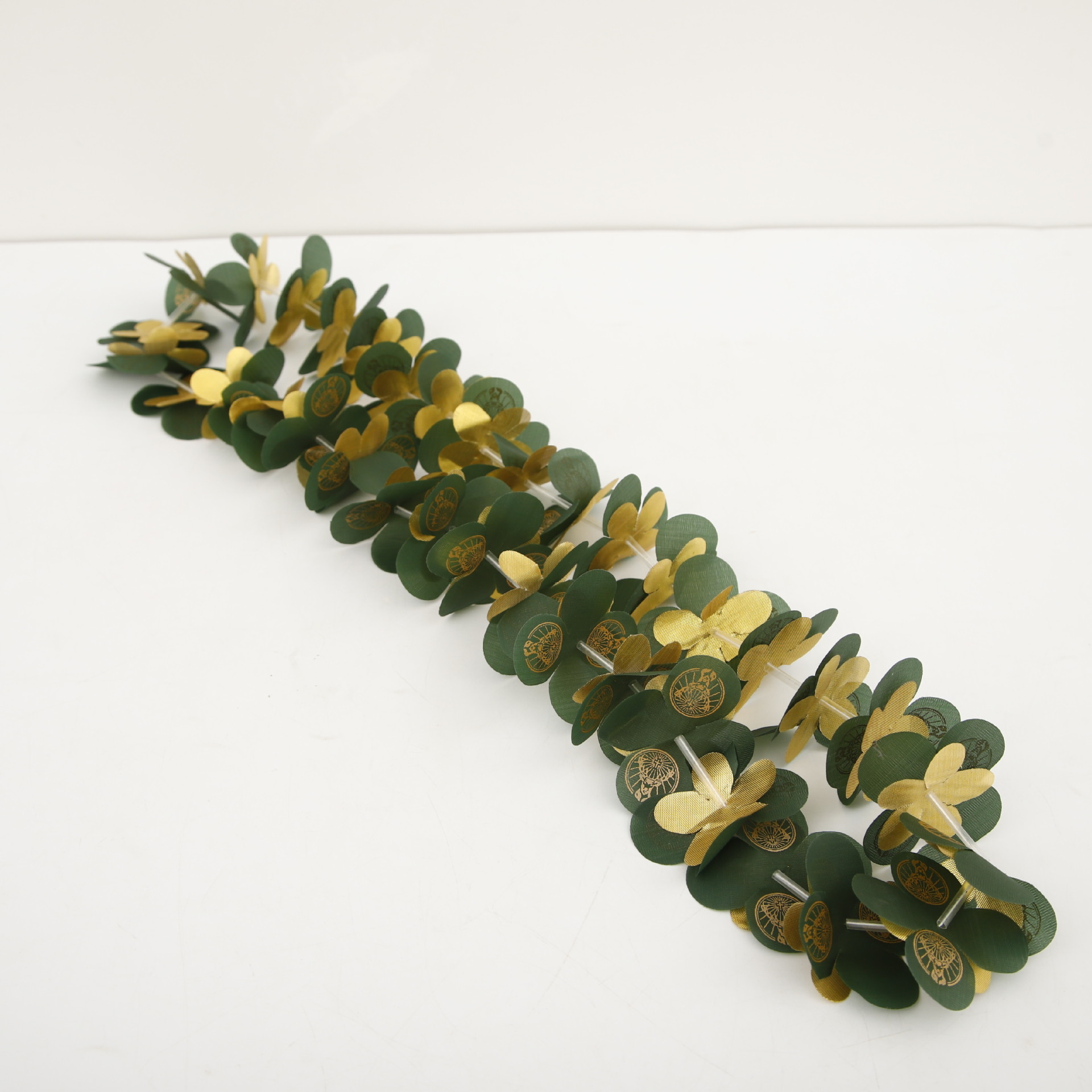 Logotipo impreso guirnalda hawaiana fiesta bar regalos promocionales collar de flores de seda suministro transfronterizo de comercio electrónico