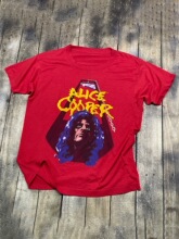 �����z-����Alice Cooper�����ݿ˓u�L֮���߽֌���ֱ����Ů�tT��