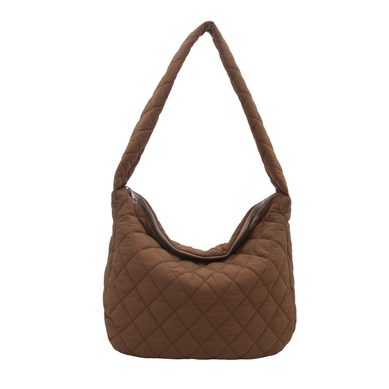 Bolsa coreana bordada a rejilla 2024, nueva bolsa de hombro casual de gran capacidad, bolsa de hombro de algodón simple, literatura y arte.