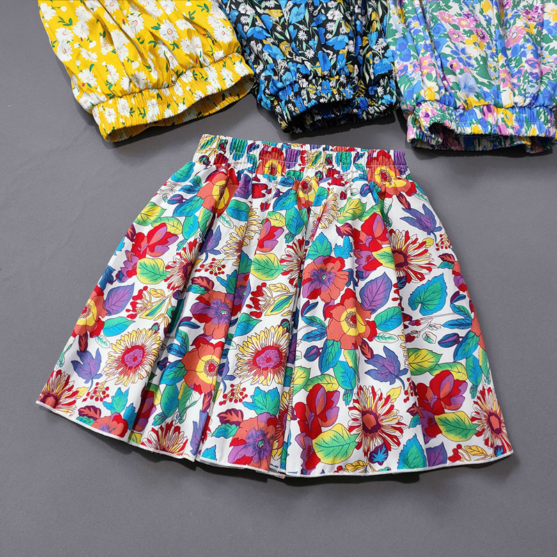 Half-body Skirt for Girls Spring and Summer Sweet Style Print Pleated Skirt for Middle and Large Children with a Large Skirt Hem and Relaxed Waist Bouncy Skirts