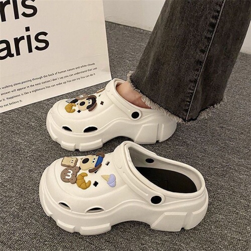DIY accessories hole shoes women's summer trend new outdoor wear soft sole beach baotou sandals women's half slippers