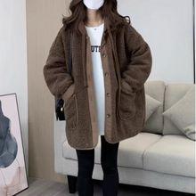 大码女装2025冬季新款宽松显加厚外套胖mm设计感羊羔毛皮毛一体