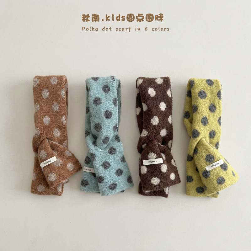 Qiunan Korean children's scarf for autumn and winter, knitted polka dot scarf for girls, warm knitted woolen neck warmer for baby boys