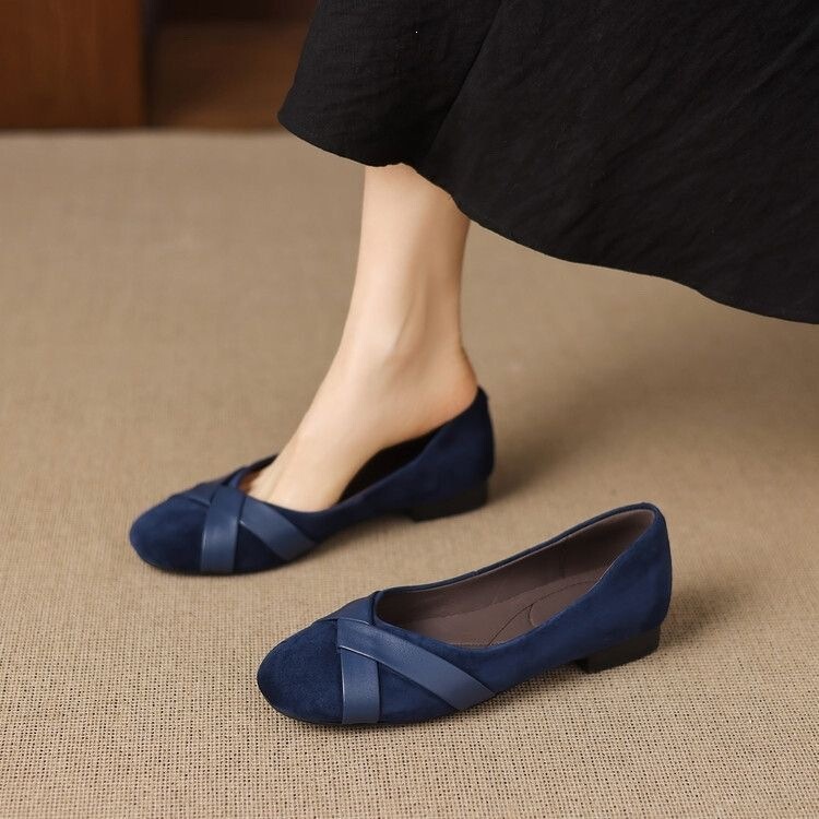 Very Comfortable Matte Soft Leather Women's Flats, Low-Heeled Summer New Style Small Leather Shoes, Flat Round-Toe Ballet Shoes for Women Very Comfortable Matte Soft Leather Women's Flats, Low-Heeled Summer New Style Small Leather Shoes, Flat Round-Toe Ballet Shoes for Women