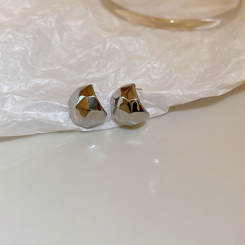 Nicho de diseño de plata amor geometría bola aguja de plata pendientes transfronterizos venta caliente minimalista viento frío fábrica de alto nivel image 29