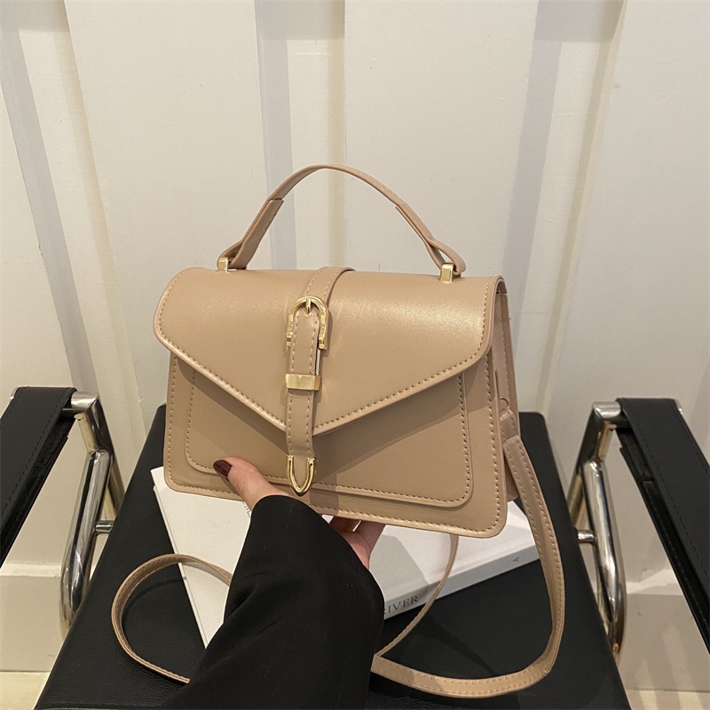 Temperamento bolso de mujer 2024 invierno nuevo estilo de moda bolso de mano personalidad coreana bolso de hombro