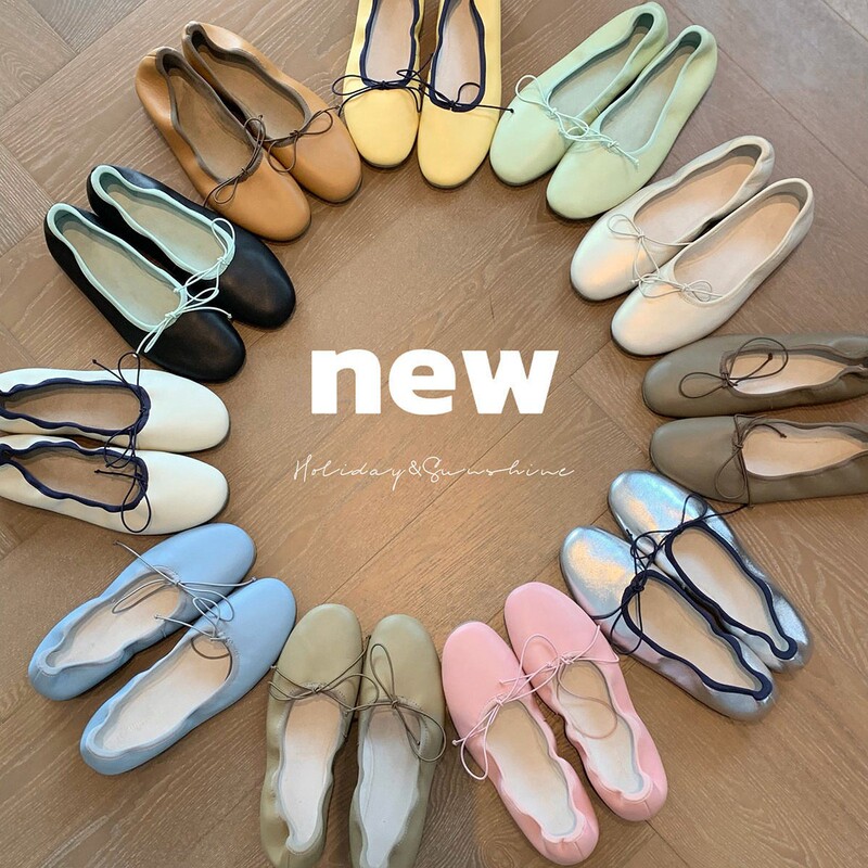 In-Stock 2026 New French Ballet Shoes for Women, Flat Soft-Soled Shallow Slip-On Shoes, Retro Lace-Up Granny Shoes, Versatile