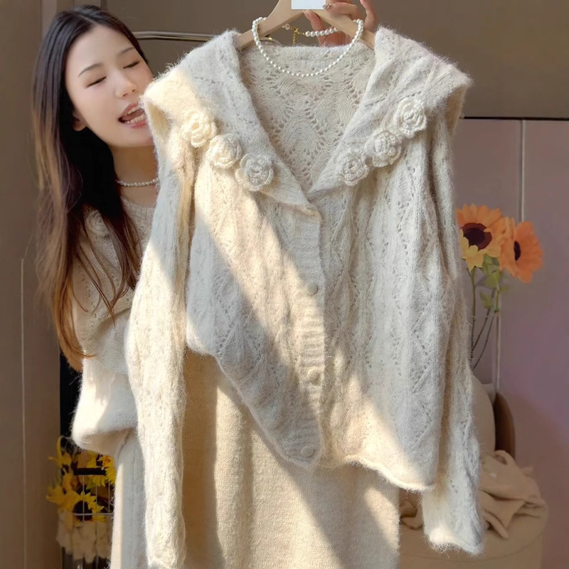 Gentle Style Cut Out Stereo Flower Knitted Cardigan Sweater for Women, Loose, Lazy, Chic and Super Nice Navy Collar Jacket