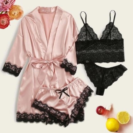 Sexy lace suspender shorts with ruffled trim—European and American hot-selling women's loungewear four-piece set, wholesale directly from the source.