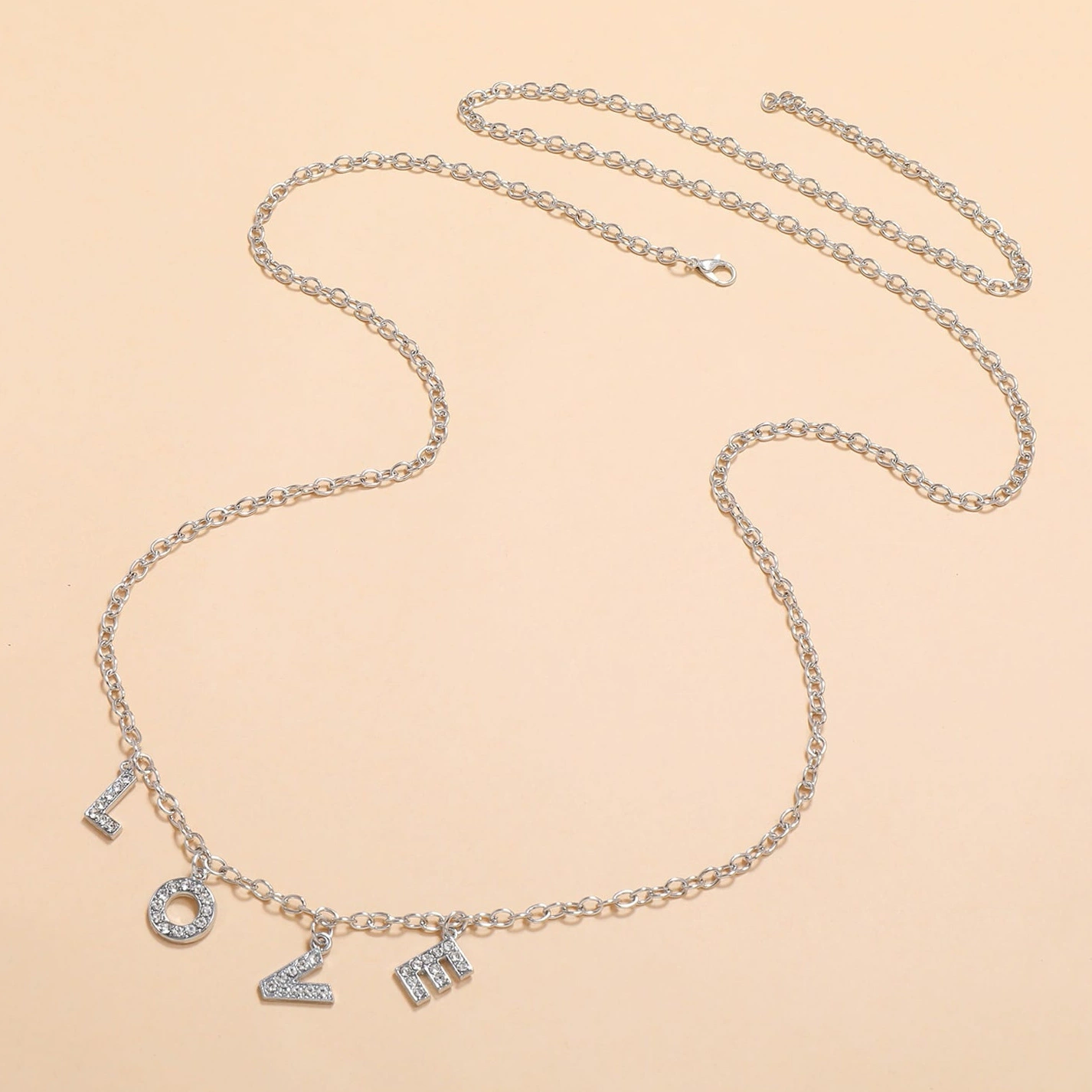 Accessory with letters, European style