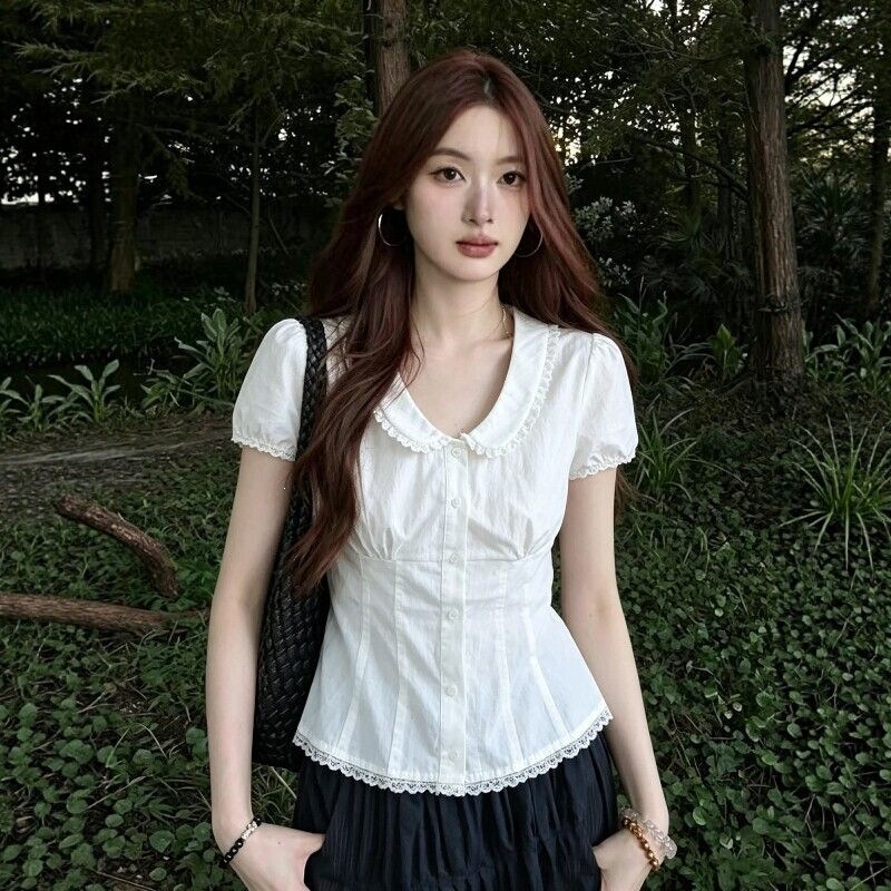 2026 new French lace shirt for women, short-sleeved, V-neck, with lace trim, waist-cinching design, slimming effect, sweet style, lightweight summer top 2026 new French lace shirt for women, short-sleeved, V-neck, with lace trim, waist-cinching design, slimming effect, sweet style, lightweight summer top