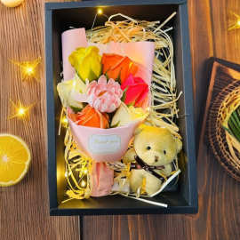 浪漫节日玫瑰香皂花七夕情人节生日创意礼盒女生生日礼物批发
