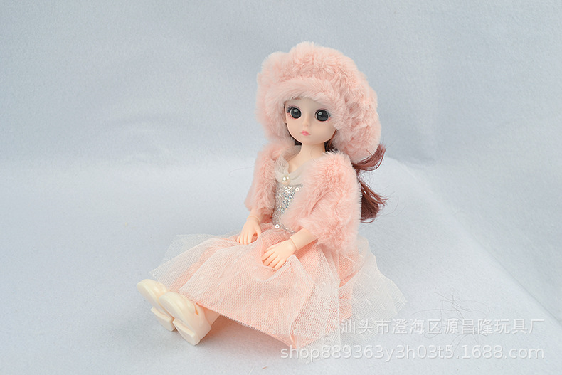 皮草粉穿着效果图