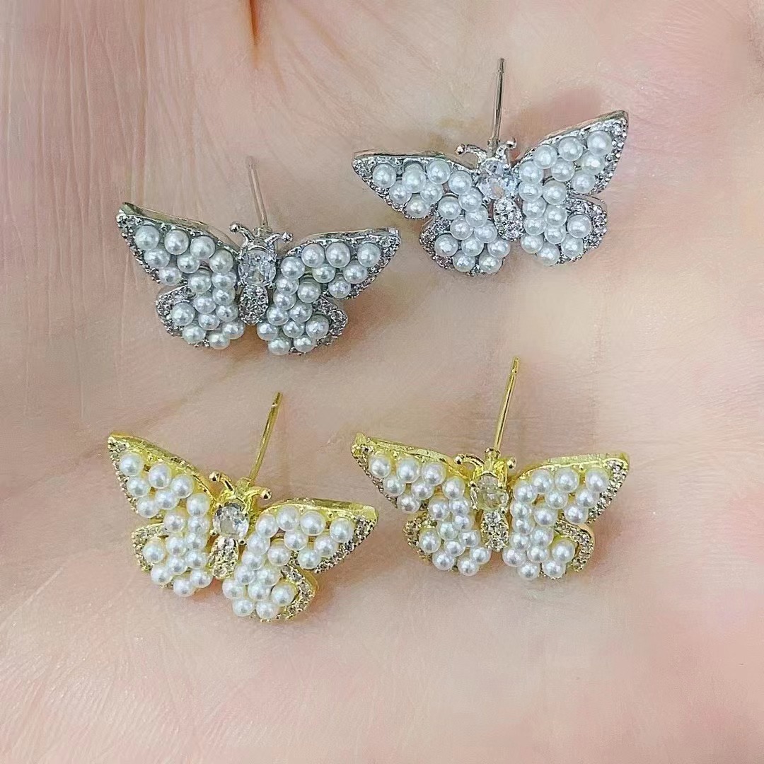 1 Paire Style Ig Papillon Incruster Le Cuivre Perles Artificielles Zircon Boucles D'oreilles display picture 2