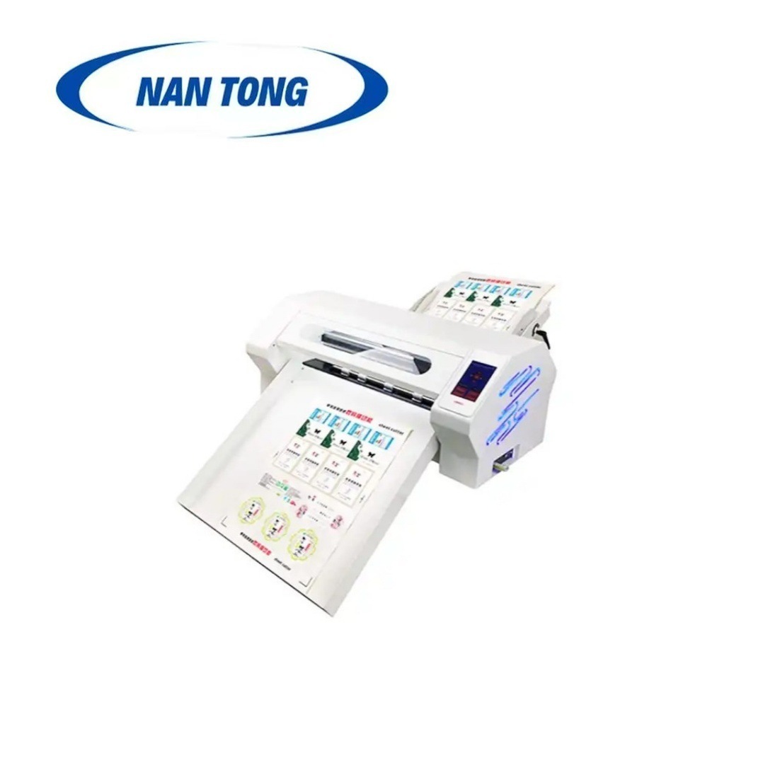 自动新型乙烯基贴纸模切机操作简单精准模切