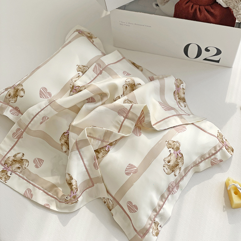 爱心小熊 (4).jpg